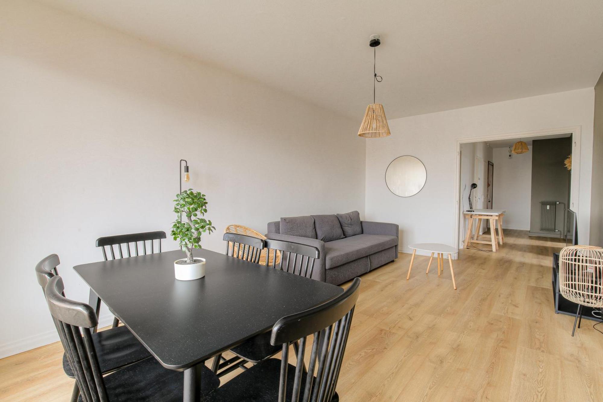 Charcot Apartment